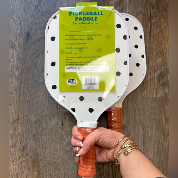 PickleBall Paddle - Picture 2 of 3